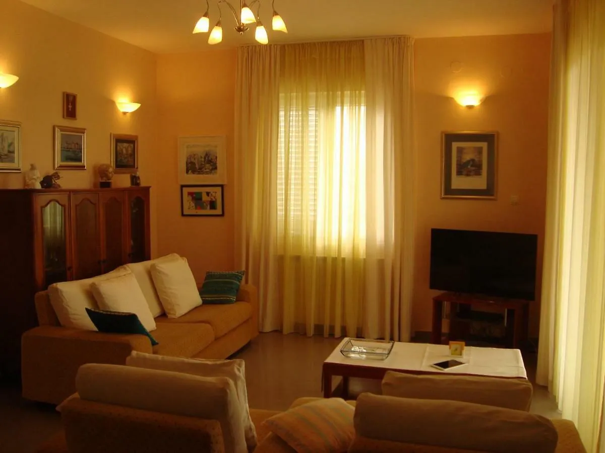 Apartment In Zadar/Zadar Riviera 7836