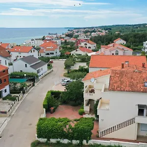 Veronika Apartment
